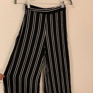 24COLOURS High waisted flowy striped pants